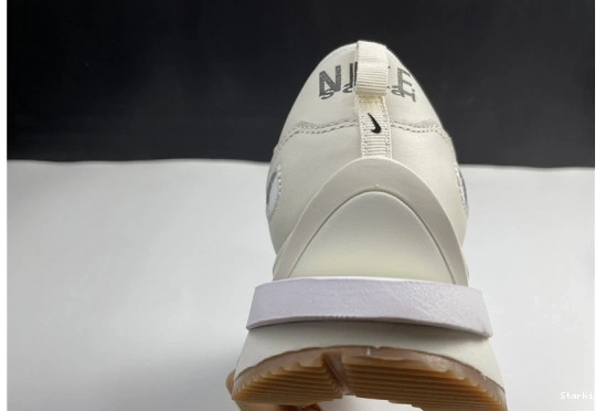 Sail Gum Sacai Nike Vaporwaffle DD1875-100 0320